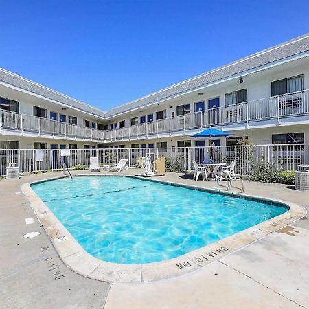 Motel 6-Oakland, Ca - Airport Eksteriør billede