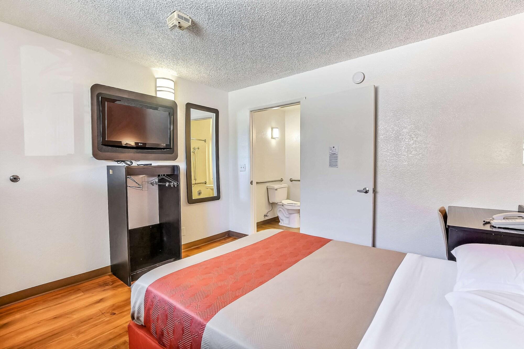 Motel 6-Oakland, Ca - Airport Eksteriør billede