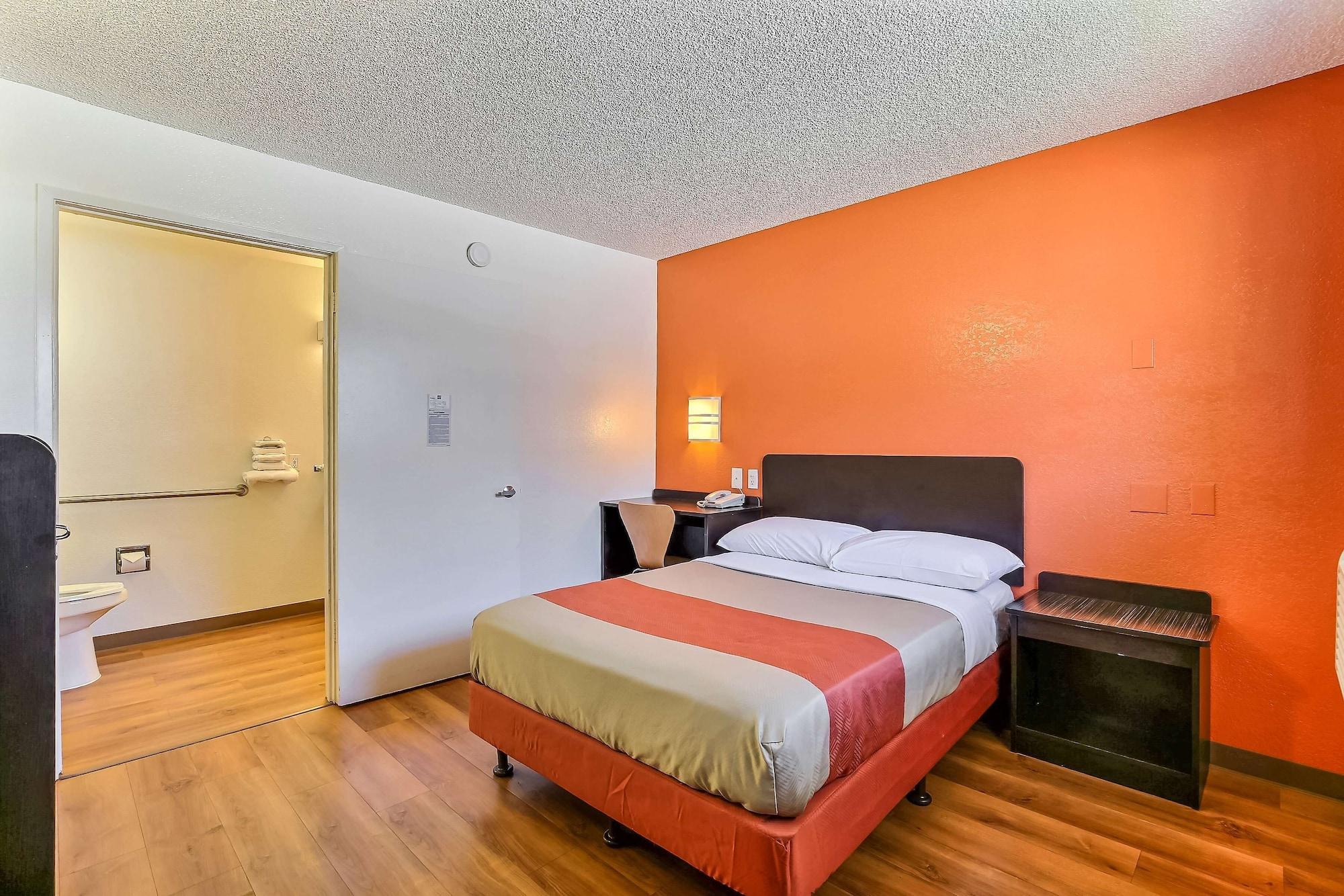 Motel 6-Oakland, Ca - Airport Eksteriør billede