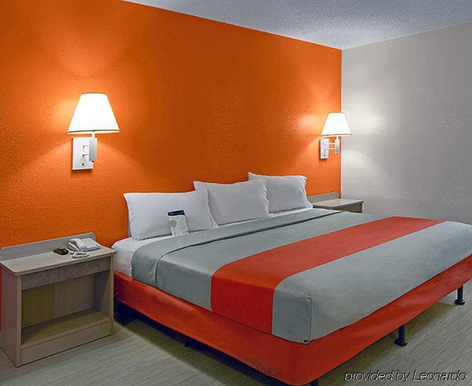 Motel 6-Oakland, Ca - Airport Eksteriør billede