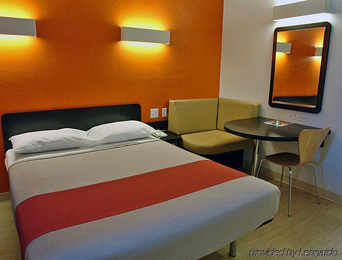 Motel 6-Oakland, Ca - Airport Eksteriør billede
